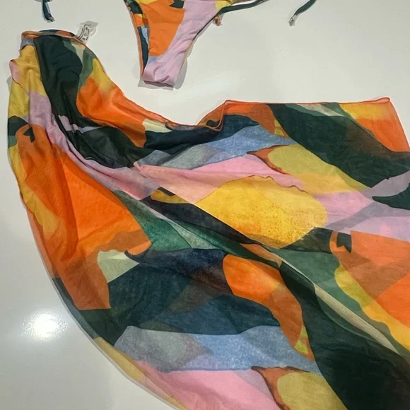 Colorful Abstract Bikini Set - Picture 3 of 3